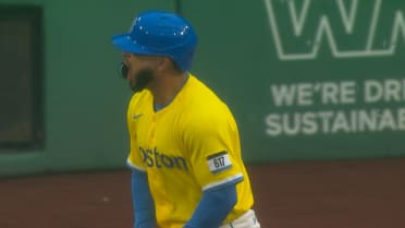 Wilyer Abreu heroics, win streak leads Red Sox Top 5