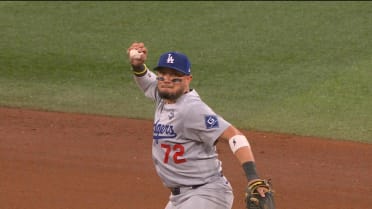 Miguel Rojas ejecuta otra gran jugada