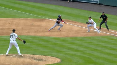 Brennan Bernardino pesca a José Tena en 1ra