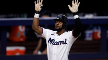 Otto Lopez's two-run home run (6)