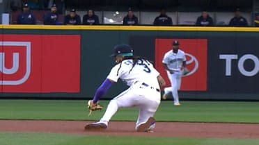 J.P. Crawford's sliding stop