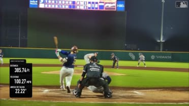 Pérez pega HR de 2 carreras 