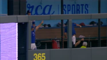 Royals bullpen coach makes crazy catch on a home run