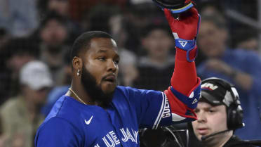 Vladimir Guerrero Jr. cheered before first at-bat