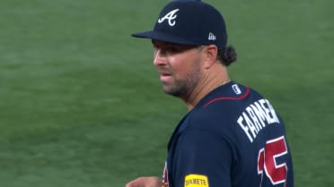 Kyle Farmer's snag at second base