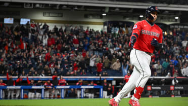 Bo Naylor despacha su 1er HR en 2026