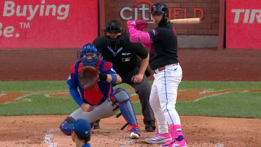 Francisco Alvarez's solo home run (8)