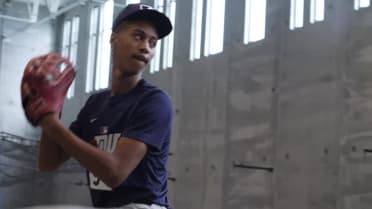 Burgess Back at Chicago ID Tour