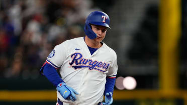 Joc Pederson's solo home run (25)