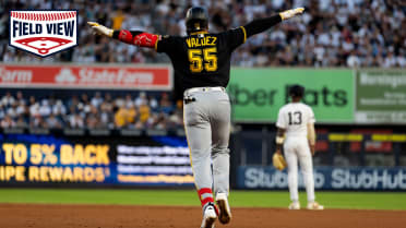 Field View: Esmerlyn Valdez's two-run home run