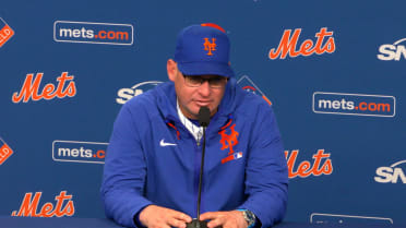 Carlos Mendoza on his decision to pinch-hit Mauricio