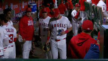 Nolan Schanuel exits game with an apparent injury