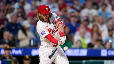Bryce Harper anota la carrera de la ventaja