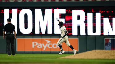 Brooks Lee's multi-homer game
