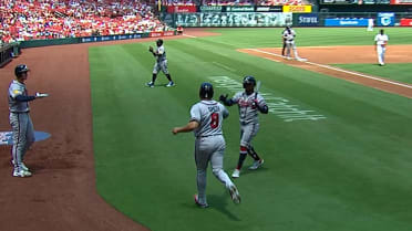Dominic Smith scores on wild pitch