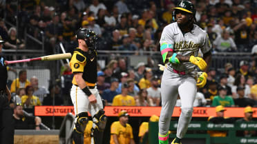 Lawrence Butler's three-run home run (21)
