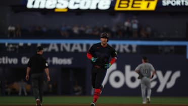 George Springer pega su 10mo HR de la temporada