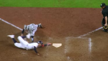 Juan Soto throws out Mauricio Dubón after a review