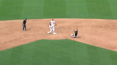 Masyn Winn takes it himself for double play