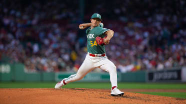 Sonny Gray fans seven batters in six innings