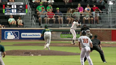 Maxton Martin singles on a line drive to right fielder Dallas Macias. Paxton Kling scores.