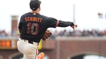 Casey Schmitt's great throw across the diamond