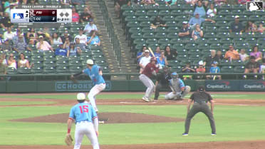 Malcolm Moore singles on a ground ball to shortstop Max Holy. Dylan Dreiling scores. Arturo Disla to 2nd.
