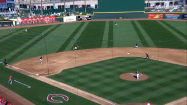 Espectacular jugada de Milan Tolentino