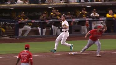 Jackson Merrill beats double play after review
