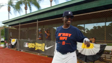Detroit Tigers Nike RBI Play in honor of Coach Mosley