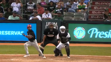 Dervy Ventura da la ventaja a Leones