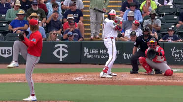 Connelly Early strikes out Trevor Larnach