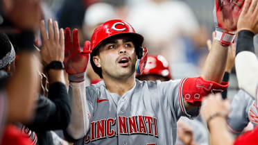 Sal Stewart pega jonrón de dos carreras