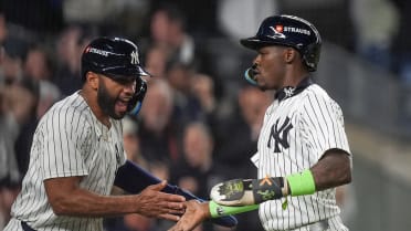 Yankees score four runs in the 4th