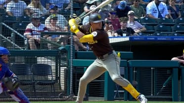 Jonrón de dos carreras de Jase Bowen