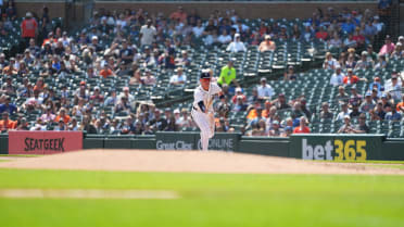 Spencer Torkelson's quick diving snag