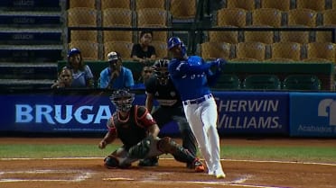 Sencillo remolcador de Arístides Aquino 