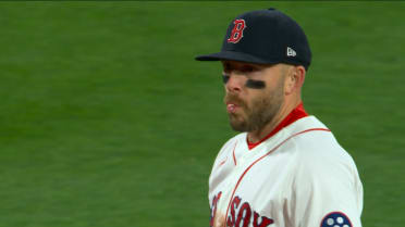 Trevor Story luce su defensa