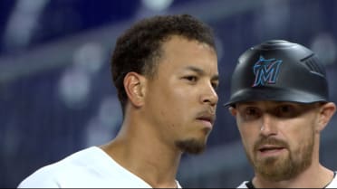 Heriberto Hernández's two-run single