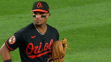 José Barrero's leaping snag