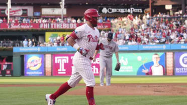 Kyle Schwarber's two-run homer (34)
