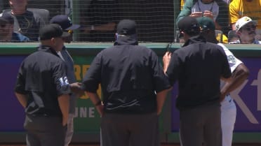 Camerons exchange lineup cards pregame 