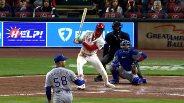 Elly De La Cruz's two-run double