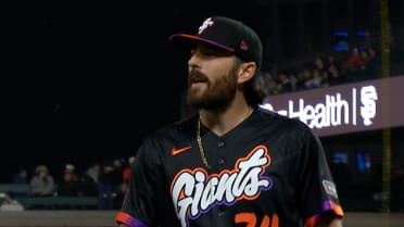 Giants escape jam with groundout 