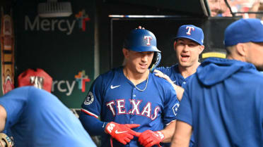 Wyatt Langford's solo home run (6)