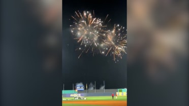 Venezuela celebrates Acuña's MVP