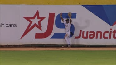 Alen Hanson produce con doble