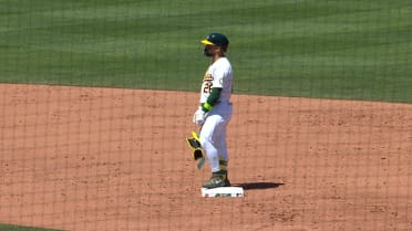 Carlos Cortes's RBI pop-fly double