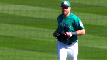 Dominic Canzone's diving catch in the 1st