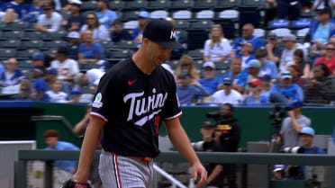 Taylor Rogers poncha a Caglianone  y sale de apuros